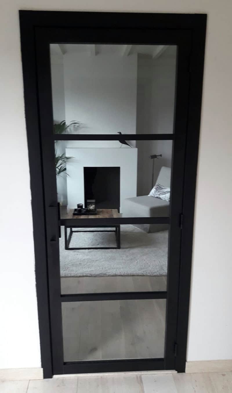 Porte vitrée 5 Porte vitrée 5